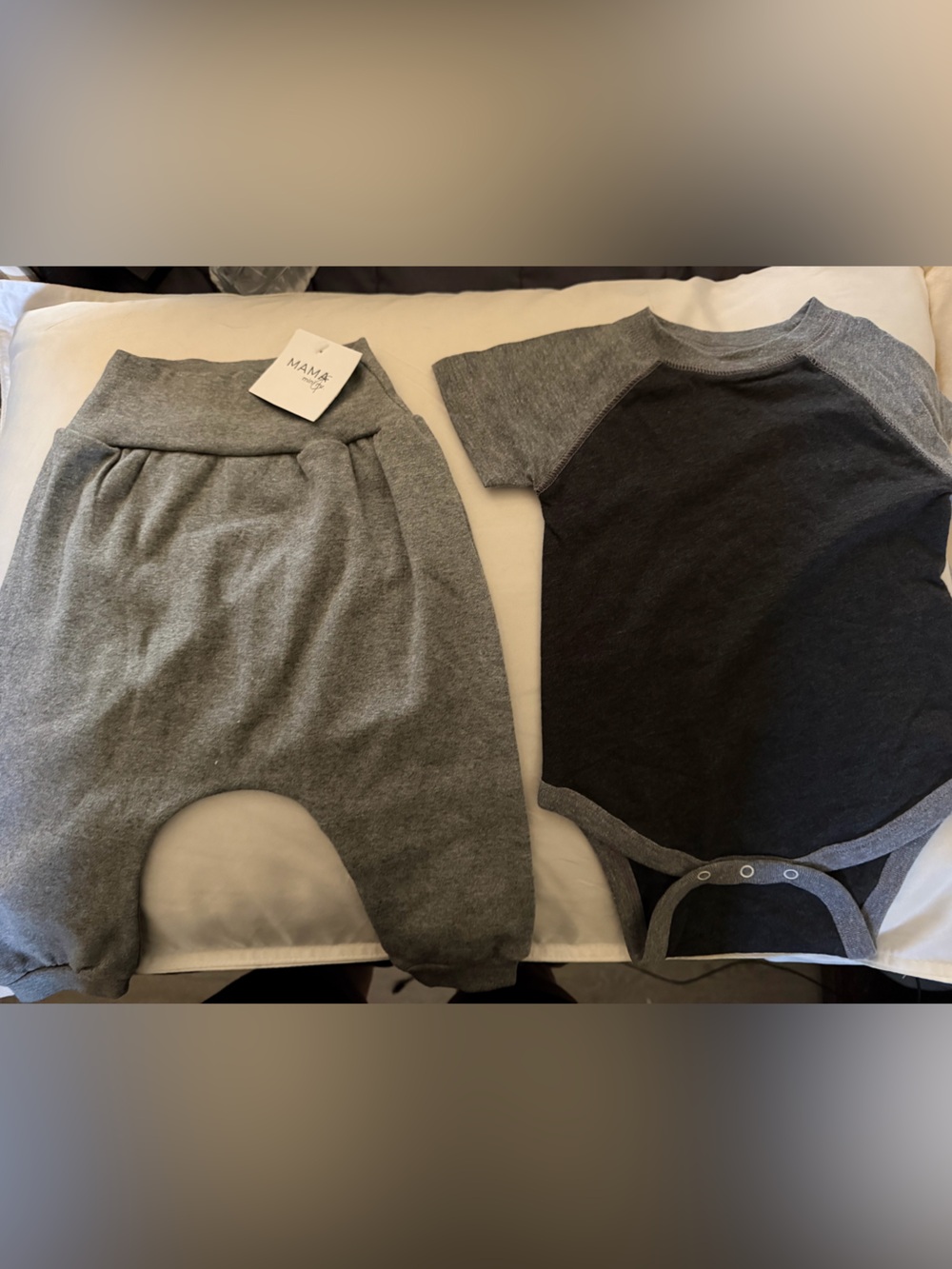 NWT Mama & Mini Harem Pants & Never Worn Raglan Onsie Set        Sz 9-12mos